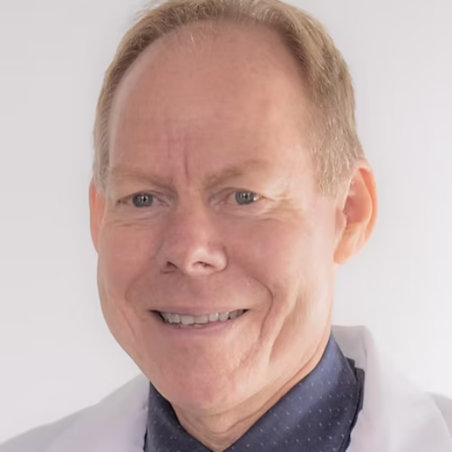 Tom Oct 2018 Headshot